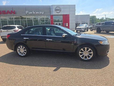 Used 2011 Lincoln MKZ AWD w/ 101A Rapid Spec Order Code image 8