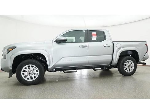 New 2026 Toyota Tacoma SR5 AWD/4WD image 18