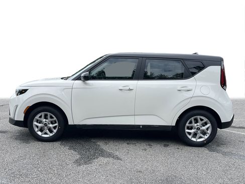 New 2025 Kia Soul S image 21