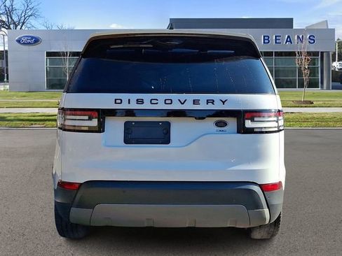 Used 2018 Land Rover Discovery SE image 6