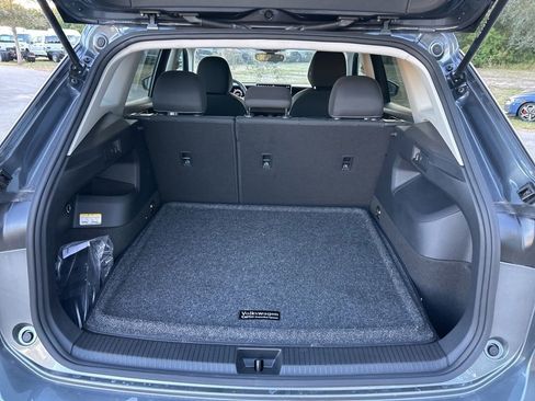 Used 2025 Volkswagen Tiguan S image 48