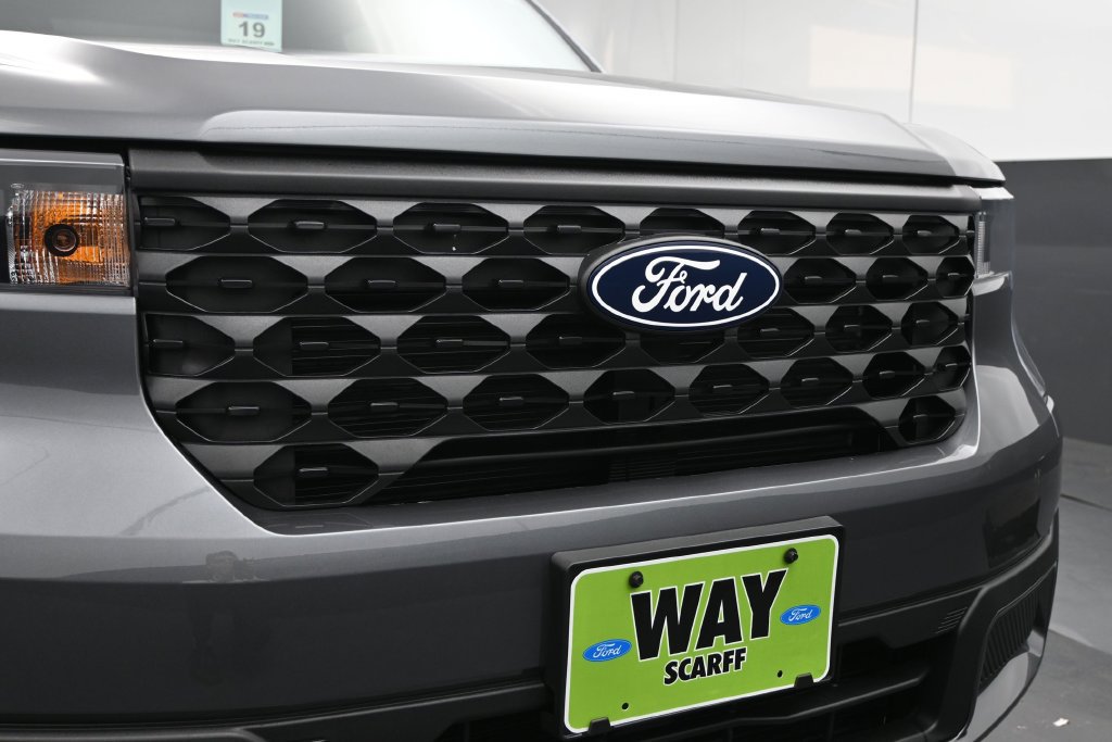 New 2026 Ford Maverick XLT w/ Equipment Group 301A AWD/4WD image 6