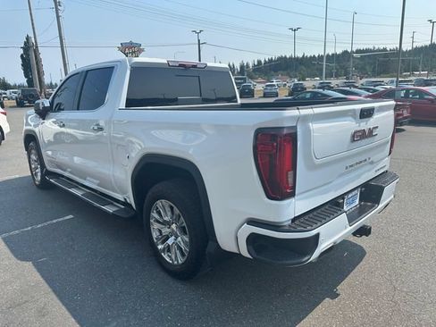 Used 2024 GMC Sierra 1500 Denali w/ Technology Package AWD/4WD image 4