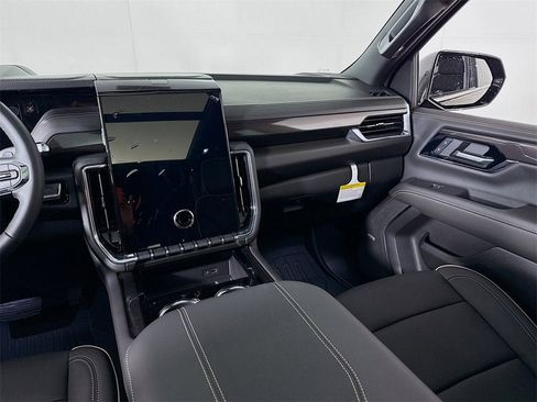 New 2026 GMC Yukon XL Elevation w/ Elevation Premium Package image 19