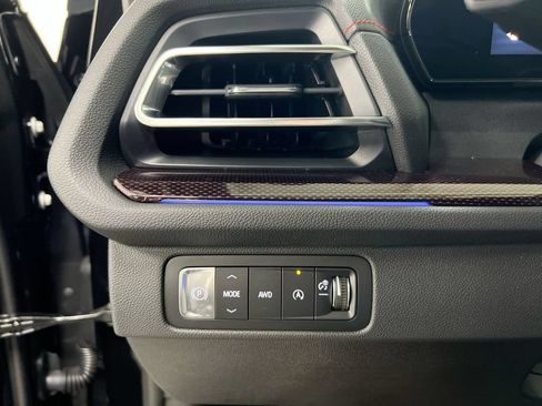 Used 2026 Chevrolet Traverse RS w/ LPO, Floor Liner Package AWD/4WD image 19