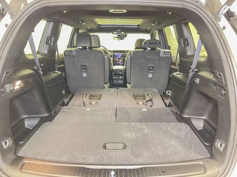 New 2025 Jeep Grand Cherokee L Limited w/ Luxury Tech Group II image 16