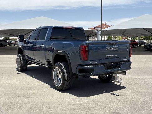 Used 2025 GMC Sierra 2500 Denali Ultimate AWD/4WD image 6