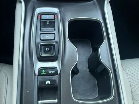 Used 2019 Honda Accord Touring image 27