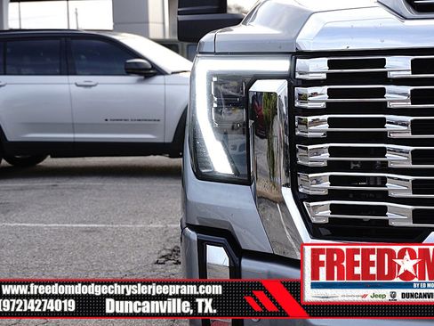 Used 2025 GMC Sierra 2500 Denali w/ Denali Reserve Package image 44