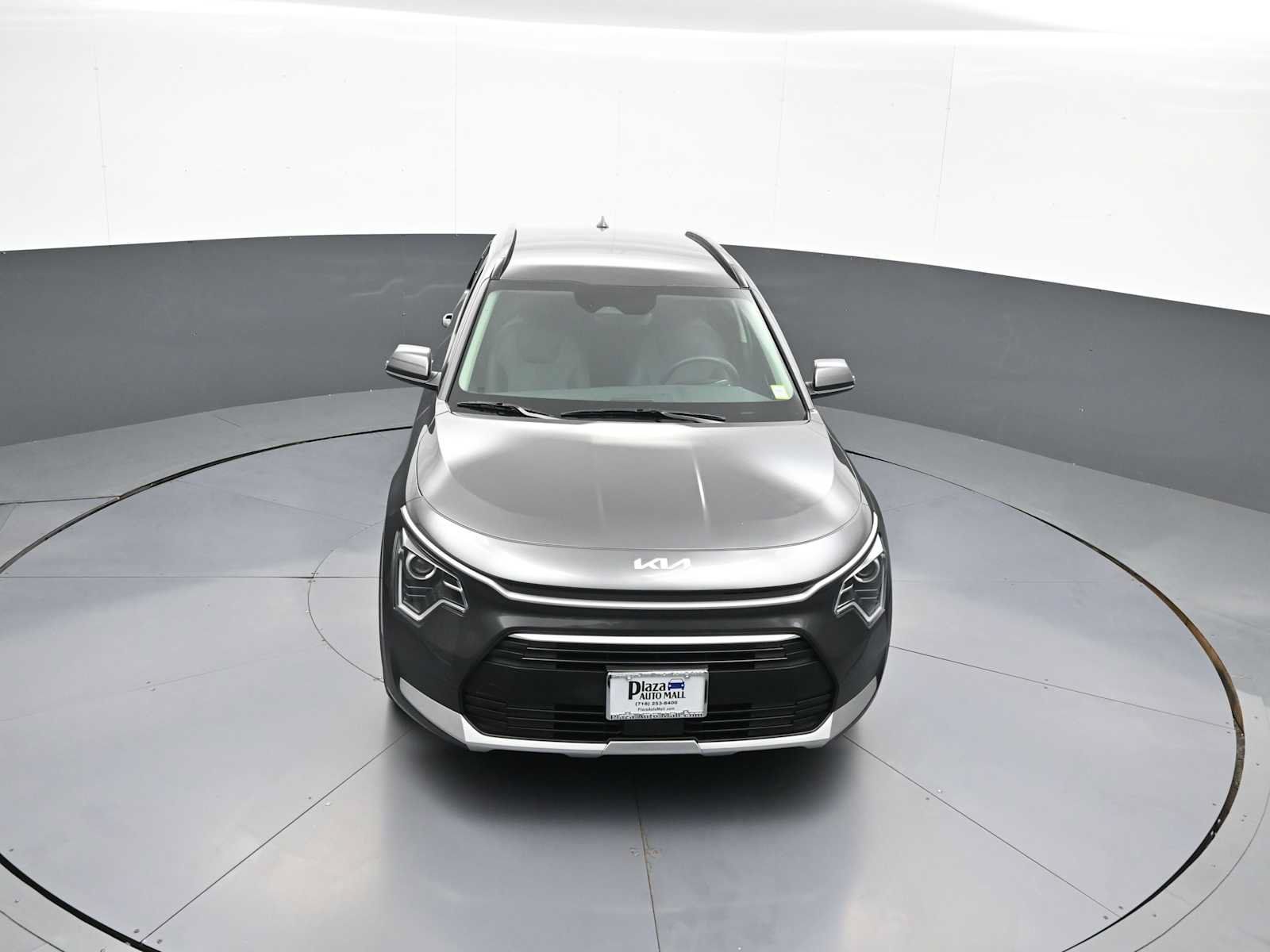 Certified 2025 Kia Niro EX w/ EX Cold Weather Package FWD image 33