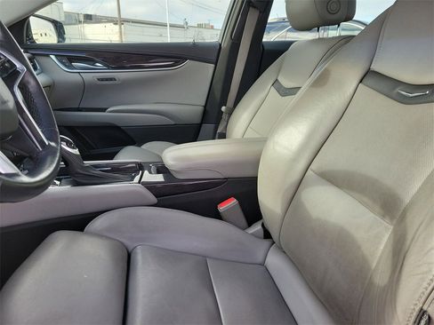 Used 2014 Cadillac XTS Luxury w/ Driver Awareness Package image 17