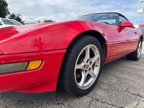 Used 1991 Chevrolet Corvette Convertible image 13