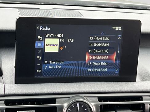 Certified 2023 Lexus IS 350 F Sport image 19