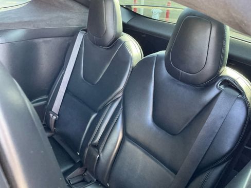 Used 2019 Tesla Model X 75D image 27