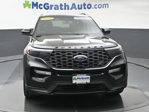 Used 2023 Ford Explorer ST-Line w/ Class IV Trailer Tow Package AWD/4WD image 5