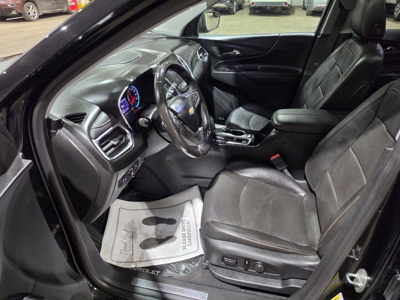 Used 2020 Chevrolet Equinox Premier AWD/4WD image 24