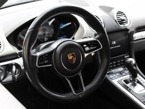 Used 2018 Porsche 718 Cayman S w/ Sportdesign Package RWD image 13