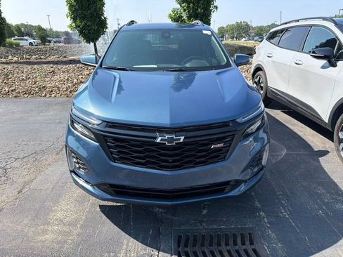 Used 2024 Chevrolet Equinox RS FWD image 2