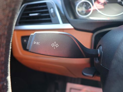 Used 2017 BMW 330i Sedan image 29