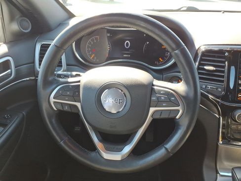 Used 2021 Jeep Grand Cherokee Limited AWD/4WD image 23