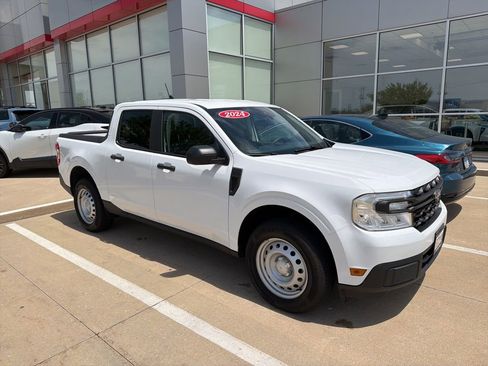 Used 2024 Ford Maverick XL FWD image 2