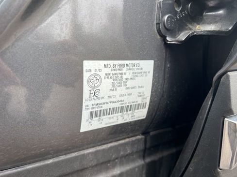 Used 2023 Ford Explorer Limited w/ Class IV Trailer Tow Package image 19