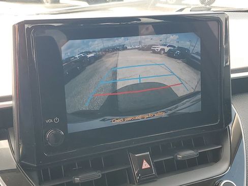 Used 2024 Toyota Corolla LE FWD image 17
