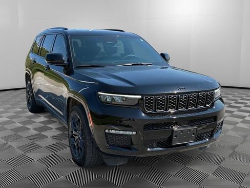 Used 2024 Jeep Grand Cherokee L Summit w/ High Altitude Package AWD/4WD image 7