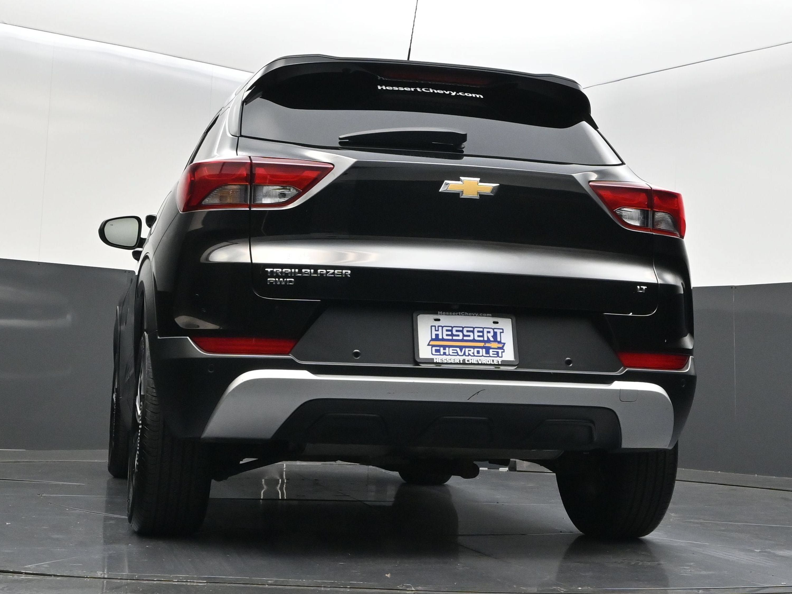 Certified 2021 Chevrolet TrailBlazer LT w/ Premium Seating Package AWD/4WD image 41