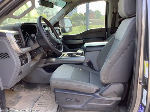Used 2023 Ford F350 XLT w/ 360-Degree Camera Package AWD/4WD image 5
