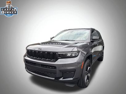 Used 2025 Jeep Grand Cherokee L Altitude