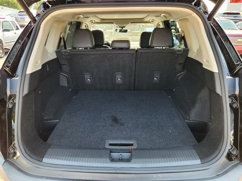 Certified 2023 Nissan Rogue SV w/ SV Premium B Package AWD/4WD image 19