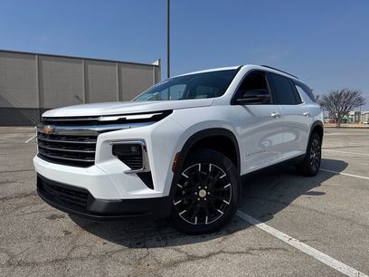 New 2026 Chevrolet Traverse LT w/ Sun and Wheel Package