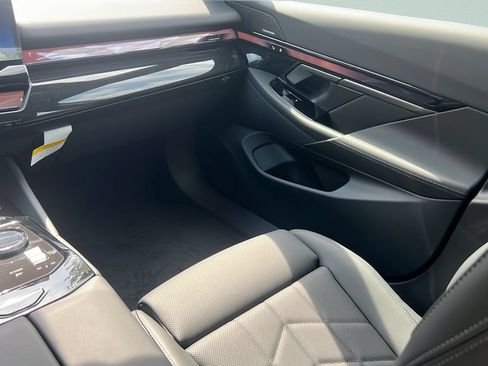 New 2027 BMW 530i w/ Premium Package RWD image 12