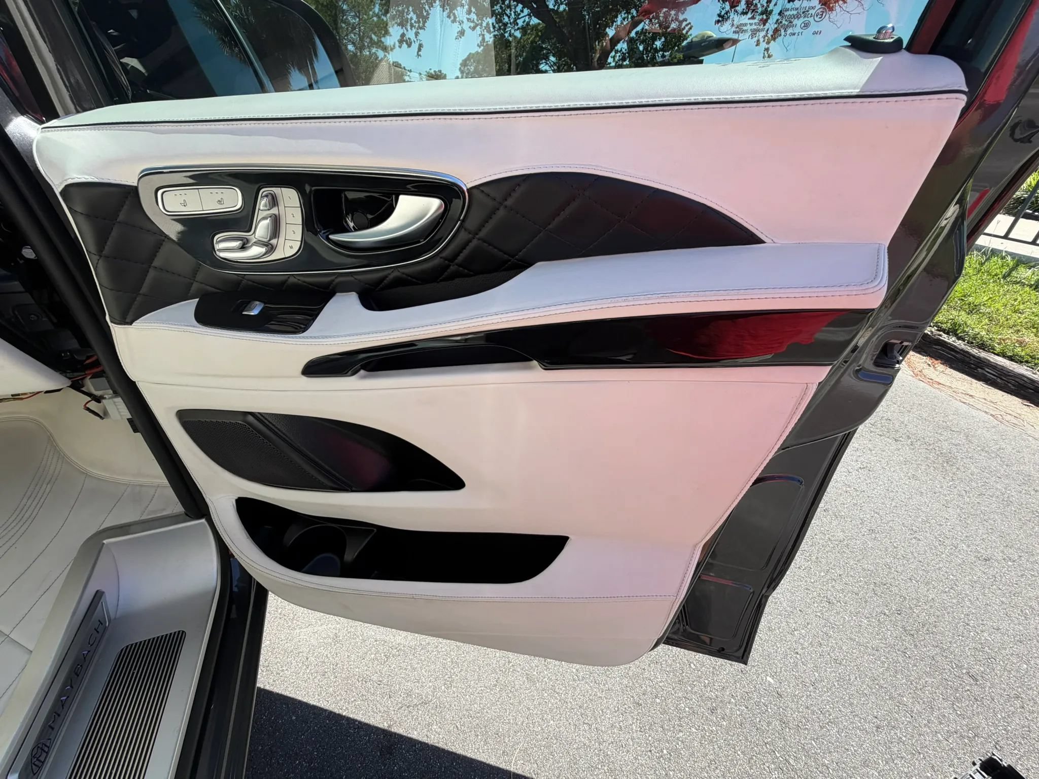 Used 2021 Mercedes-Benz Metris Passenger w/ Premium Safety Package image 31