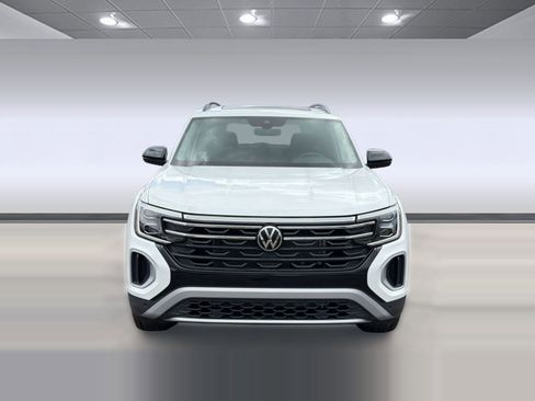 New 2026 Volkswagen Atlas Peak Edition AWD/4WD image 5