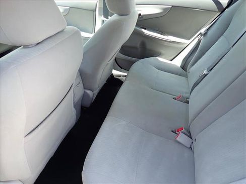 Used 2010 Toyota Corolla LE w/ All Weather Guard Pkg FWD image 7