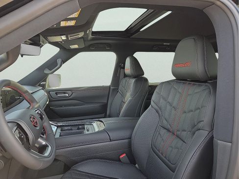 New 2026 Nissan Armada PRO-4X image 13