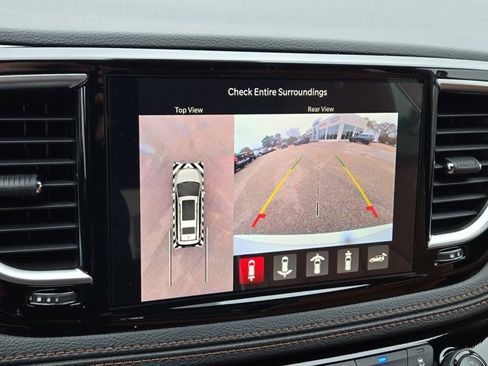 New 2026 Chrysler Pacifica Pinnacle image 29