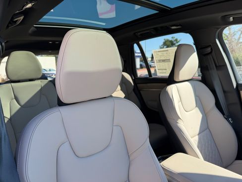 New 2026 Volvo XC90 T8 Core w/ Protection Package Premier AWD/4WD image 9