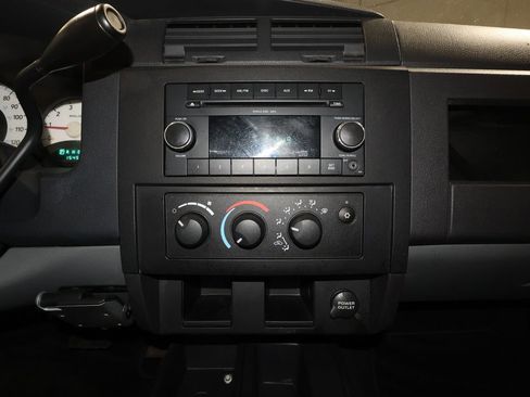 Used 2011 Dodge Dakota Big Horn image 10