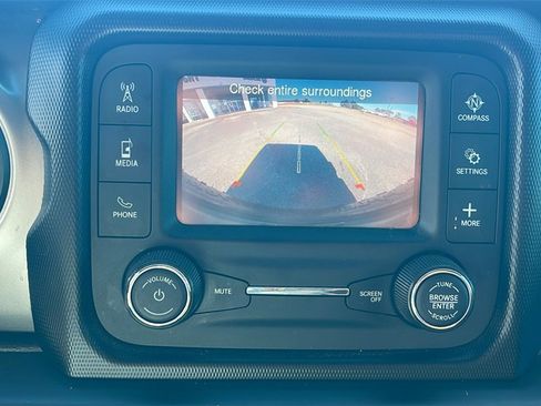 Used 2020 Jeep Wrangler Unlimited Sport image 26