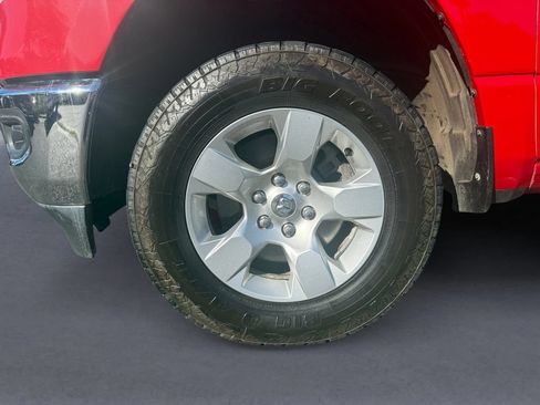 Used 2020 RAM 1500 Big Horn AWD/4WD image 10