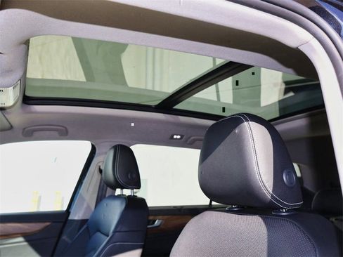 New 2026 Volkswagen Atlas SE image 13