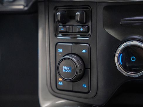 Certified 2023 Ford F150 Lariat w/ Equipment Group 502A High image 35