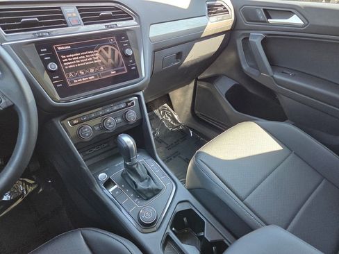 Used 2019 Volkswagen Tiguan SE AWD/4WD image 33