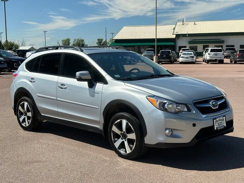 Used 2014 Subaru Crosstrek Touring w/ Popular Package #2 AWD/4WD image 7