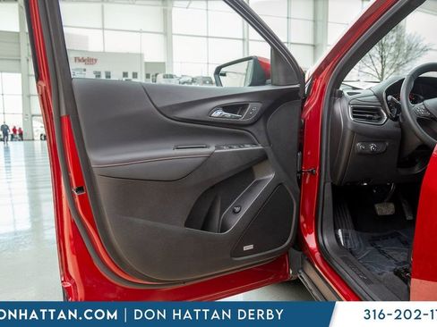 Used 2023 Chevrolet Equinox RS w/ RS Leather Package image 13