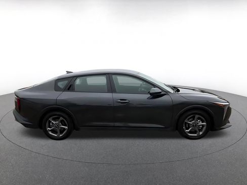Used 2025 Kia K4 FWD image 16