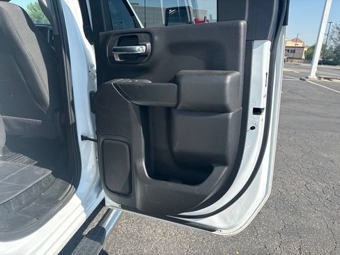 Used 2022 GMC Sierra 2500 Pro w/ Convenience Package AWD/4WD image 14